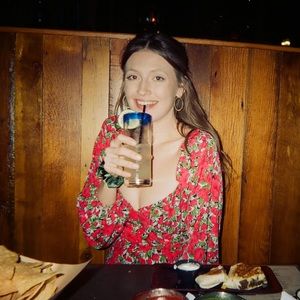 Meet your Posher, Celia